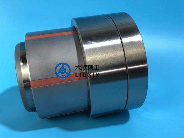 四軸齒輪分度橡膠內(nèi)撐夾具夾持方案