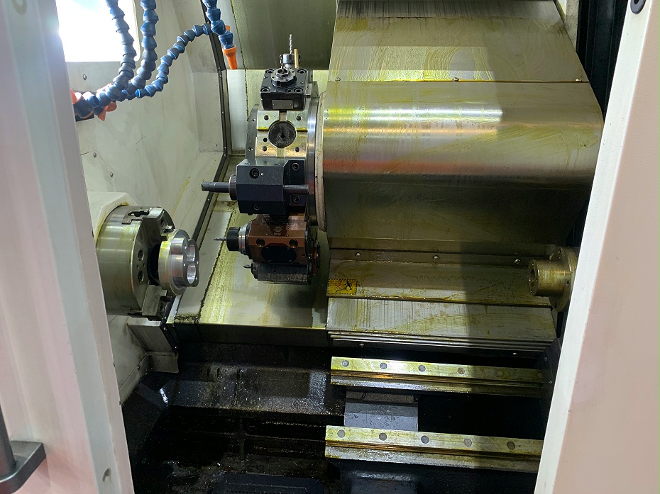 億川三爪中實(shí)液壓卡盤