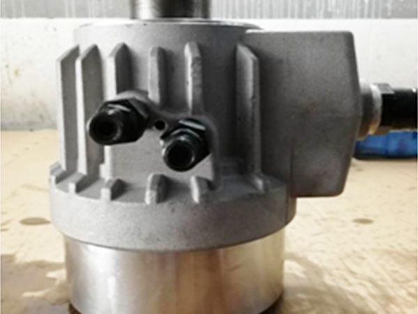 車(chē)床回轉(zhuǎn)油缸怎么安裝